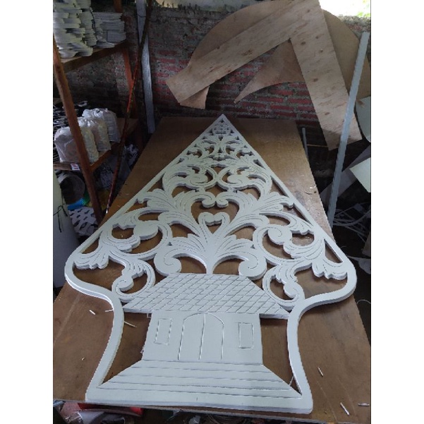 gunungan wayang spon karet cocok untuk dekorasi pelaminan