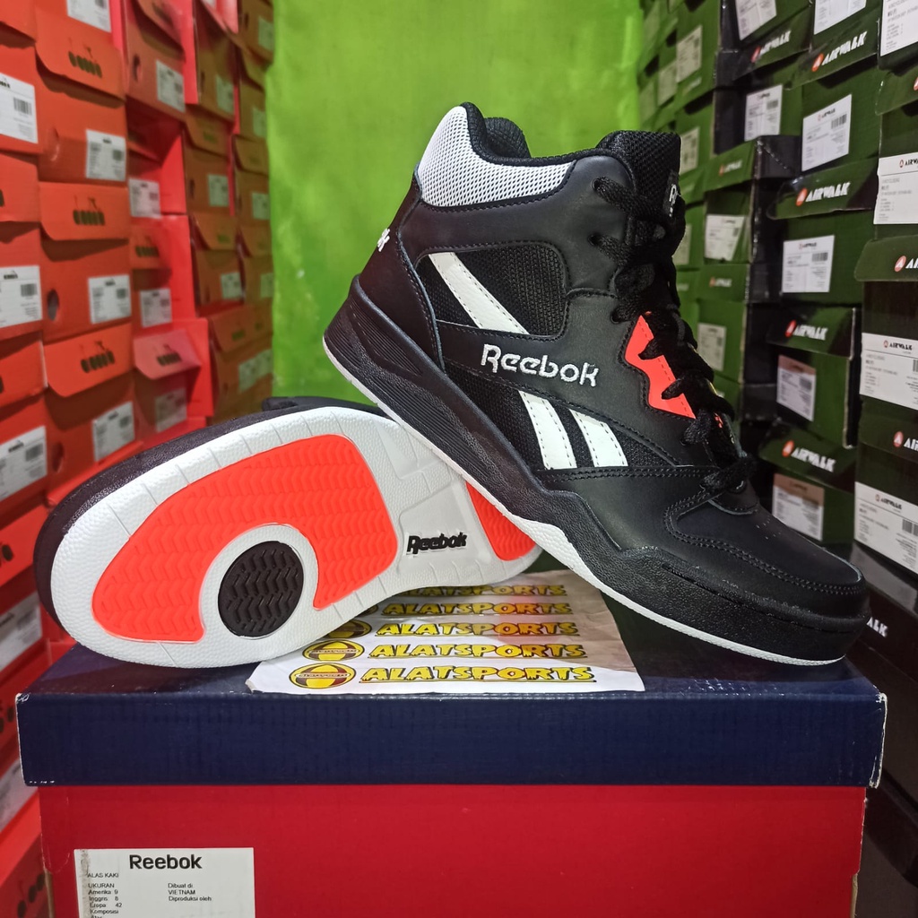 Reebok Royal BB4500 HI2 H03390 Sepatu Basket Pria ORIGINAL