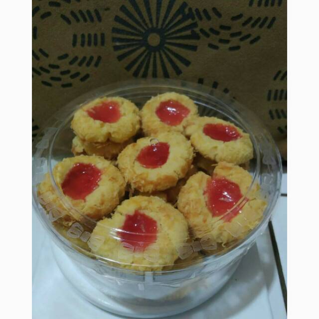 

Kue Kering Strawberry / Kue Lebaran