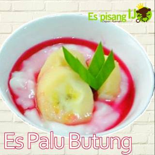 Es Palubutung: Sensasi Segar Khas Makassar yang Menaklukkan Lidah, Kini di Ujung Jari Anda!