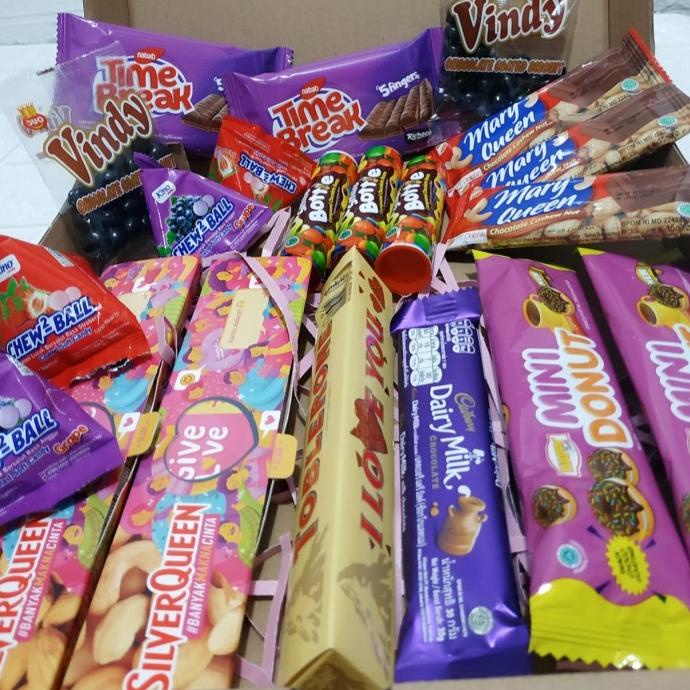 

[COD] BIG Box 19 TOBLERONE SILVER QUEEN DAIRY MILK KADO VALENTINE ULANG THN [COD]