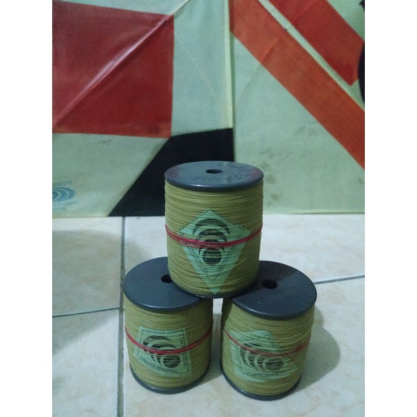 Gelasan Huwi 2005 (koleksi pribadi)