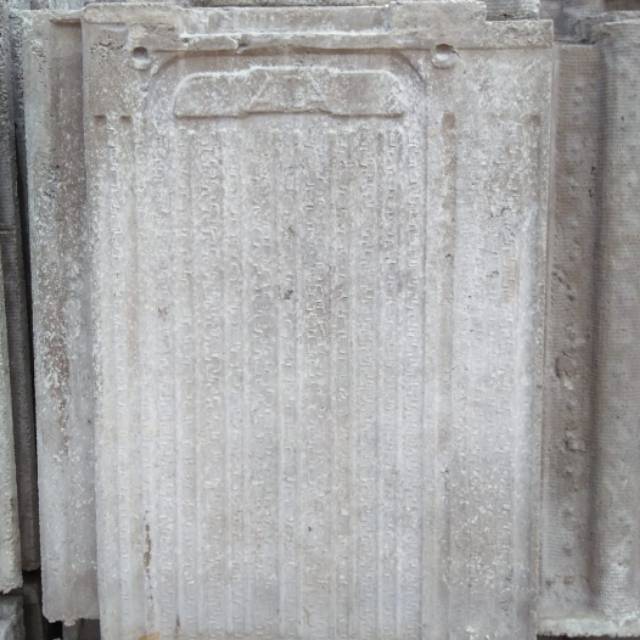 Genteng flat beton