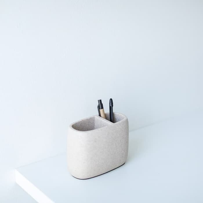 

järjestellinen - stone pencil case (kotak pensil batu scandinavian)