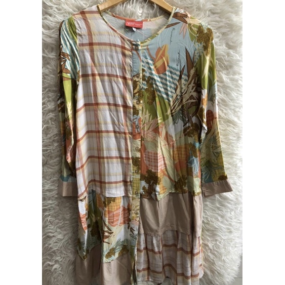 Ria Miranda Tunik size s