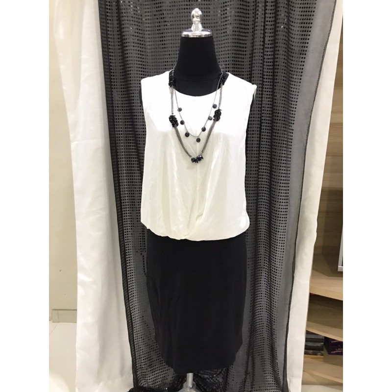 Dress Casual Hitam Putih Mango