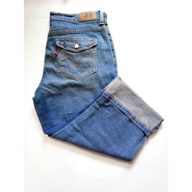 levis capris jeans