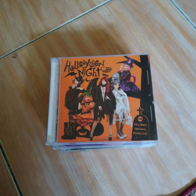 CD + DVD Halloween Night - JKT48