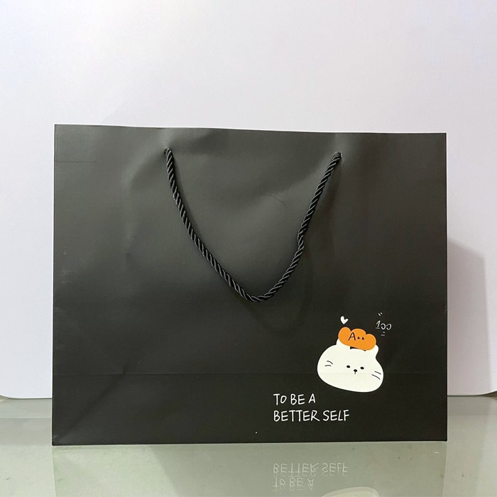 

Terlaris Paper Bag Goodie Bag Tas Bungkus Tempat Kado Hadiah Wisuda Ulang Tahun - Better Hitam M