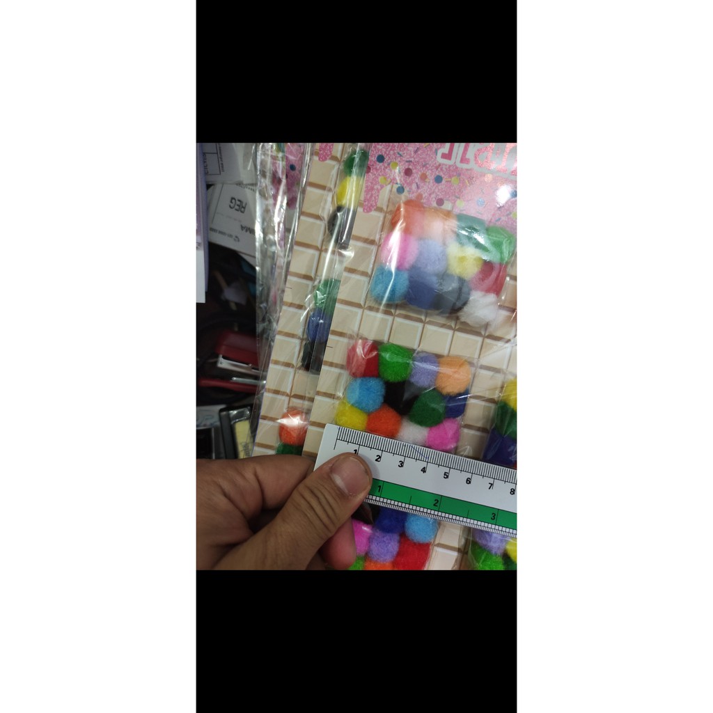 

pom pom warna lembaran besar 1 cm