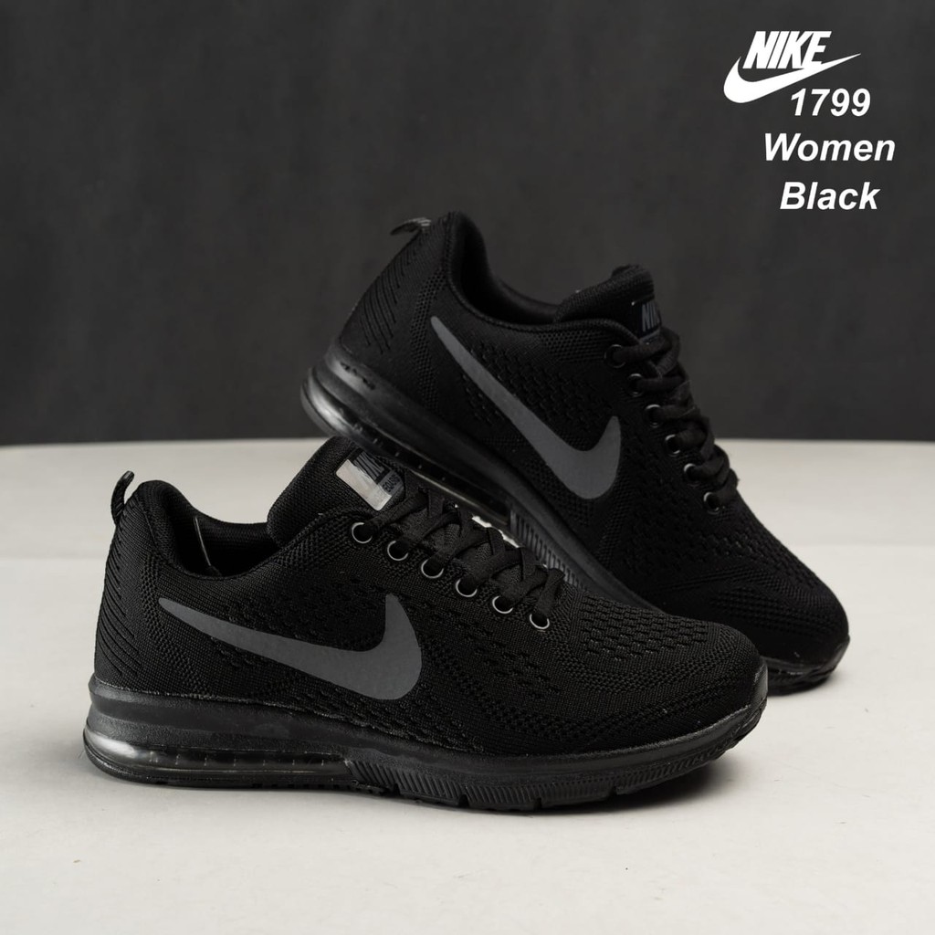 nike joepeqasvsss black