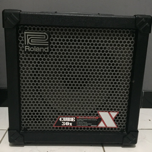 Amplifier Roland Cube-30X