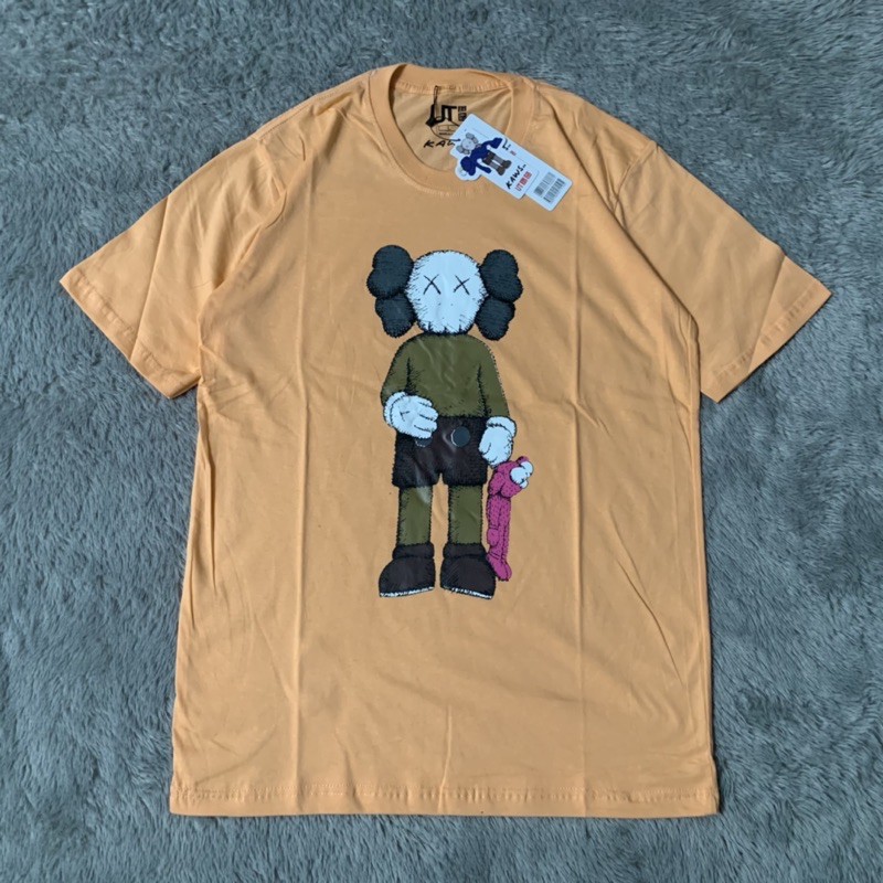 Kaos Tshirt Uniqlo X Kaws Holding Orange Pastel Fulltag