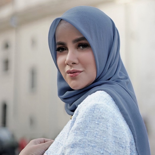 BUTTONSCARVES Nala Square Infinity Buttonscarves