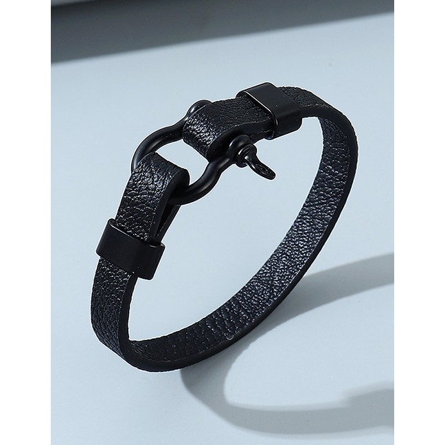 LRC Gelang Tangan Fashion Black Lock Alloy Leather Mens Bracelet Y64878