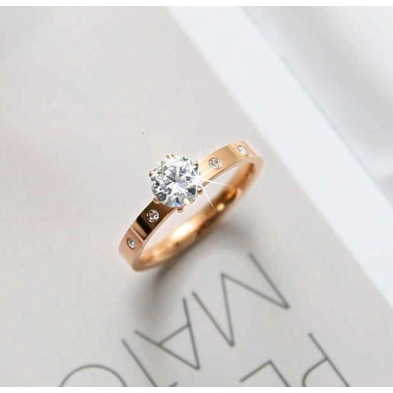 Cincin Titanium Aksen Mata Pinggir Rose Gold Wanita Simpel N17072100