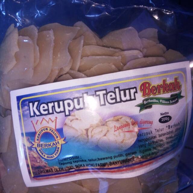 

Kerupuk telur asin