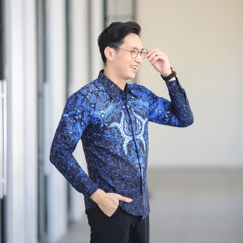 BATIK BOLO DEWO Motif Kamandanu Hem Atasan Kemeja Baju Batik Pria Lengan Panjang