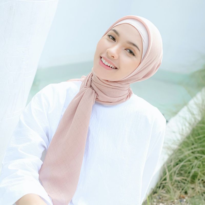 HIJAB SEGI EMPAT POLOS/JILBAB SEGI EMPAT/KERUDUNG BELLA SQUARE/KHIMAR BELLA POLLYCOTTON PREMIUM /110X110CM-2