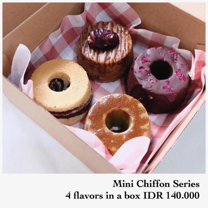 

BISA BAYAR DITEMPAT Mini chiffon vegan/Hampers vegan/ hampers idul fitri/vegan cake HEMAT