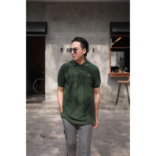 Mubeng Cozy Polo Shirt Green/  Kaos Polo