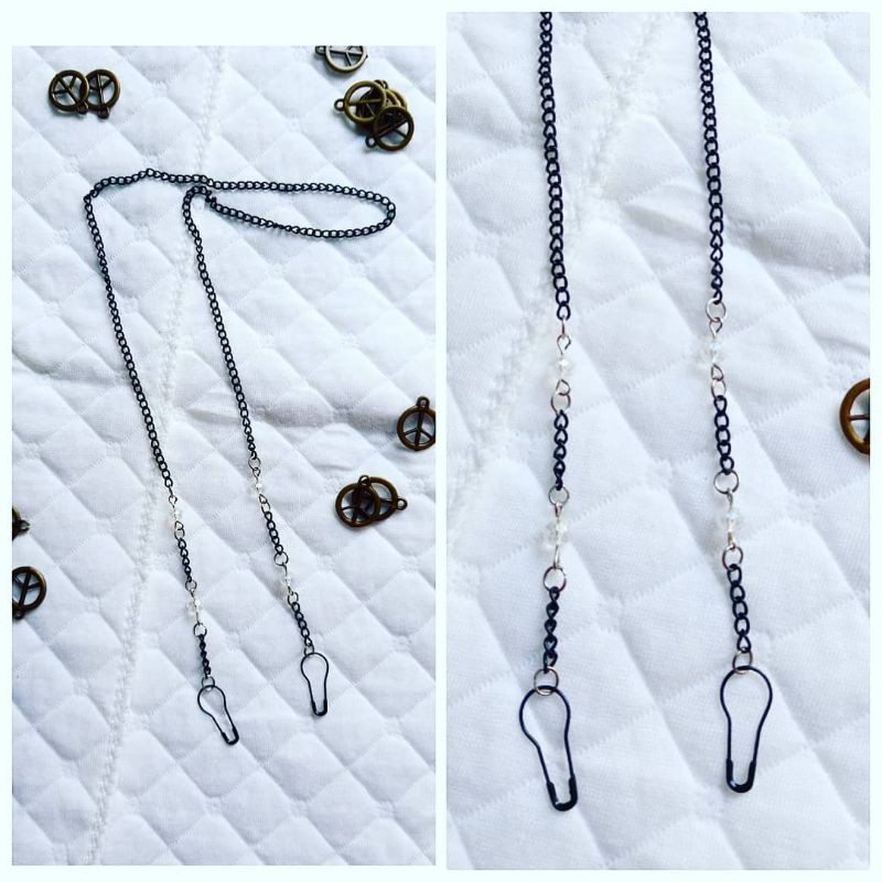 Strap masker/kalung masker/blackwhite