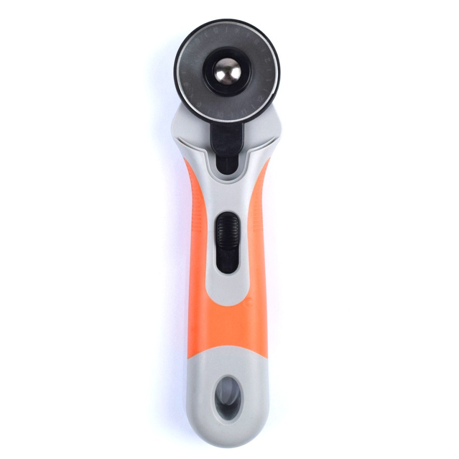 

Alat Potong Bahan Kain Rotary Cutter 450mm DAFA RC-18
