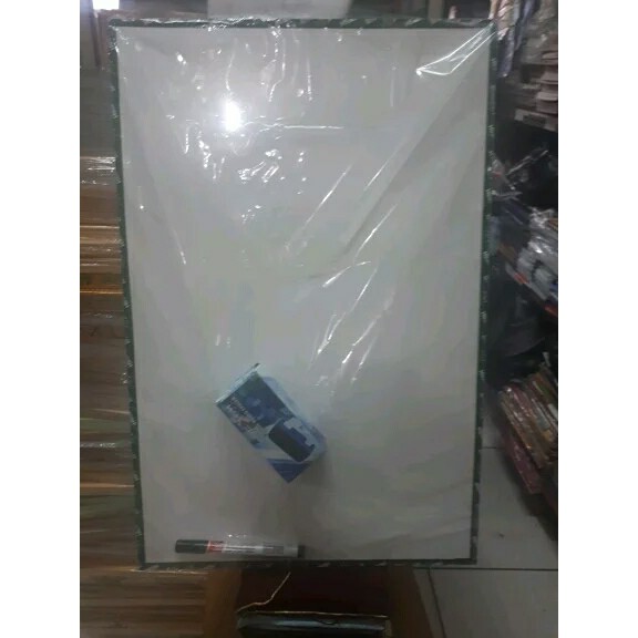 

Papan Tulis White Board 40 × 60 Cm plus Penghapus Dan Spidol