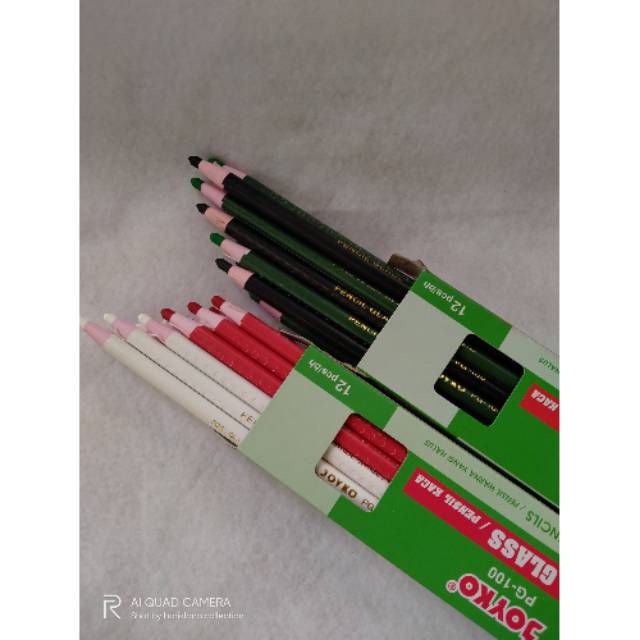 

Peralatan jahit Pensil kain berwarna harga satuan merk joyko