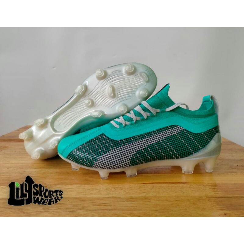 sepatu bola puma one 5.1 FG tosca