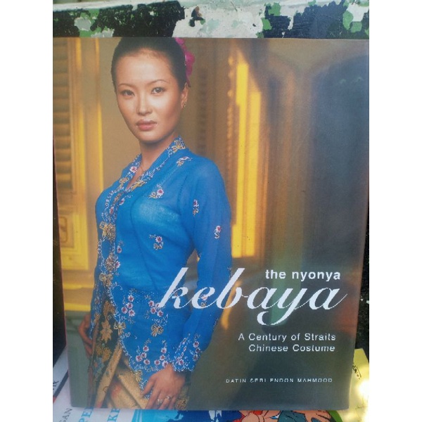 the nyonya kebaya