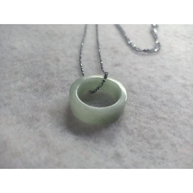 Liontin Giok Jadeite Natural Asli