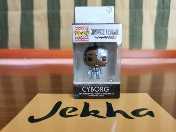 Funko Pocket Pop Keychain DC JUSTICE LEAGUE CYBORG Gantungan Kunci