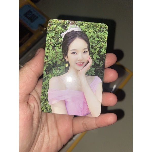 Weeekly soojin we are a ver photocard