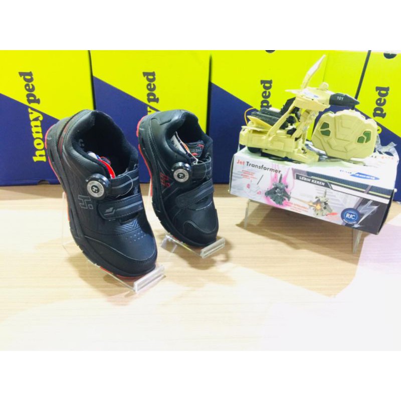 sale sepatu anak homyped