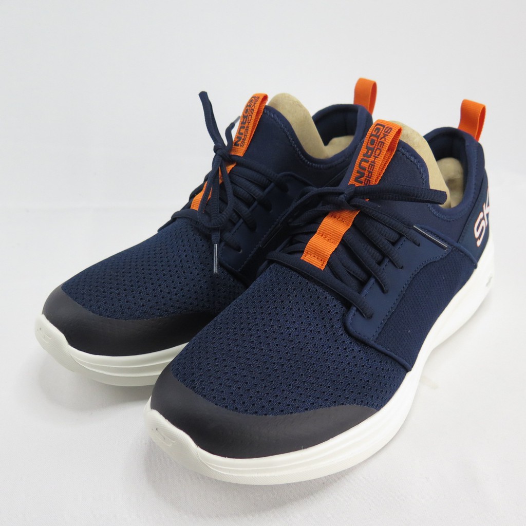 sepatu running skechers