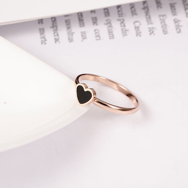Cincin Bentuk Hati Bahan Titanium Lapis Rose Gold Gaya Korea