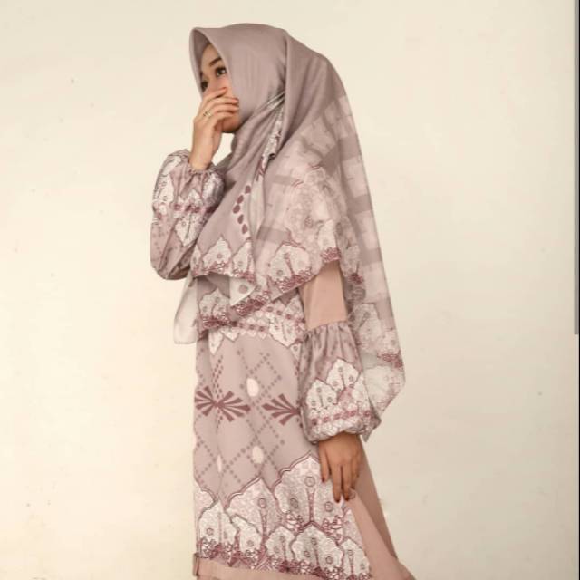 Alhambra Rose-Gold gdas by ghaida