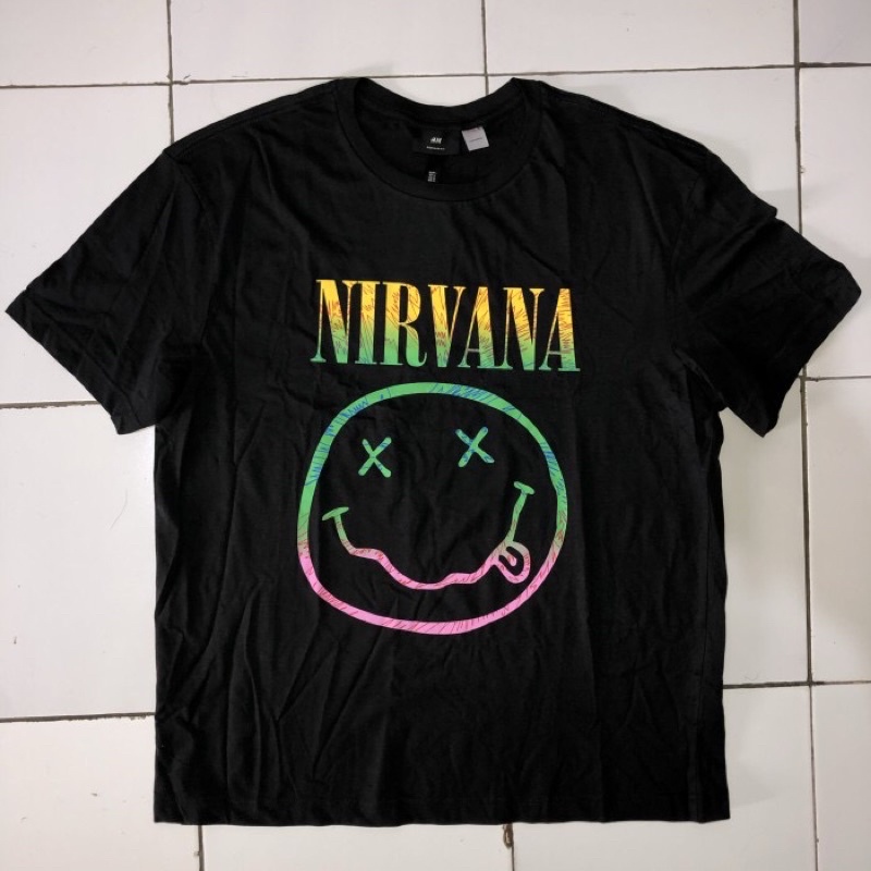 Kaos Nirvana Smile X H&M Original
