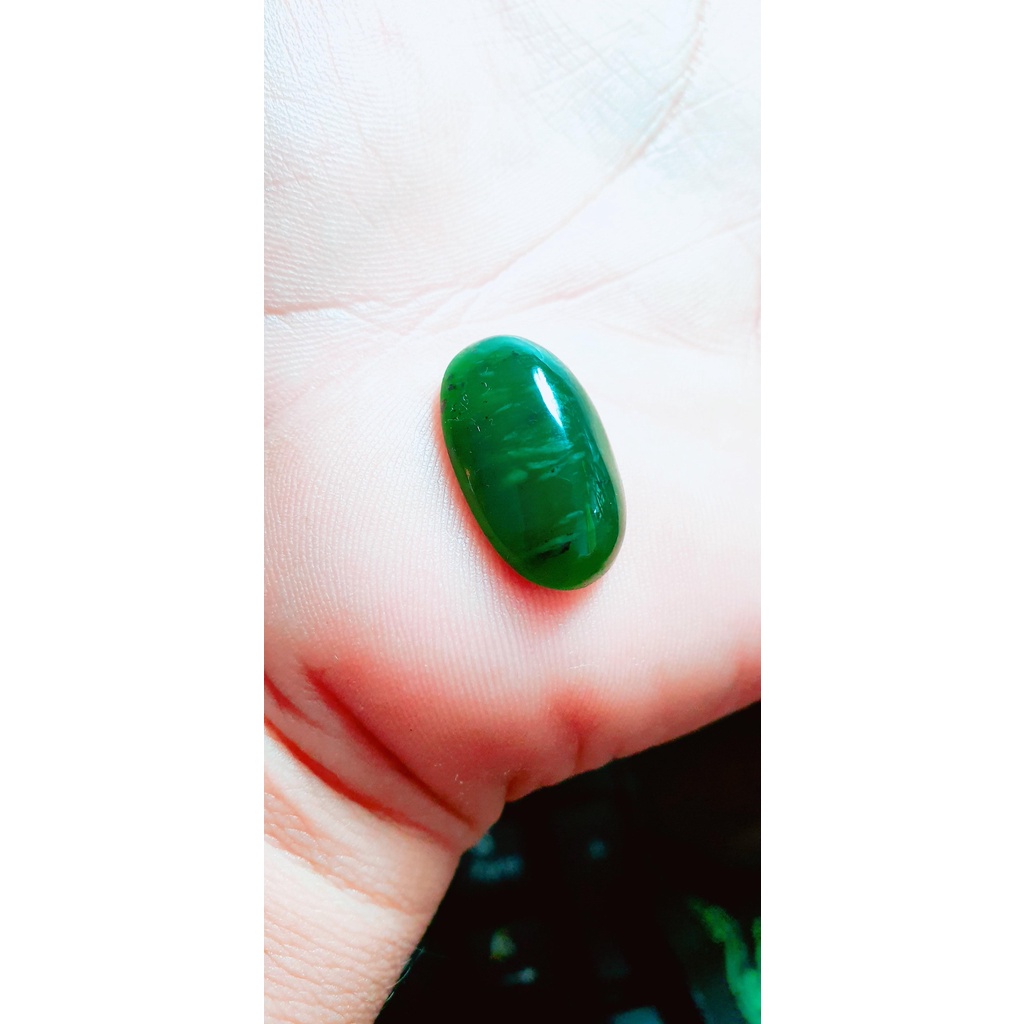 BATU CINCIN GIOK NEPHRITE JADE HIJAU TUA KD2744