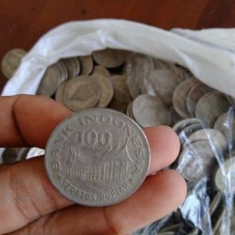 uang koin 100 rupiah rumah adat wayang | uang jadul | uang lama | uang kuno