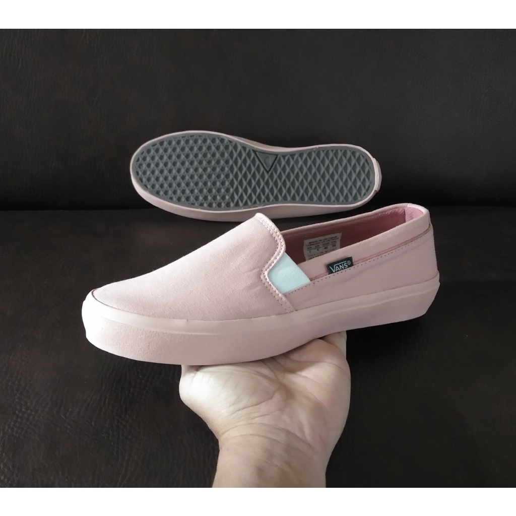 SEPATU SLIP ON  WANITA 017 FULL PEACH.SEPATU WANITA.SEPATU KERJA.SEPATU SANTAI.SEPATU SNEAKERS SLIP ON.SEPATU SLIP ON