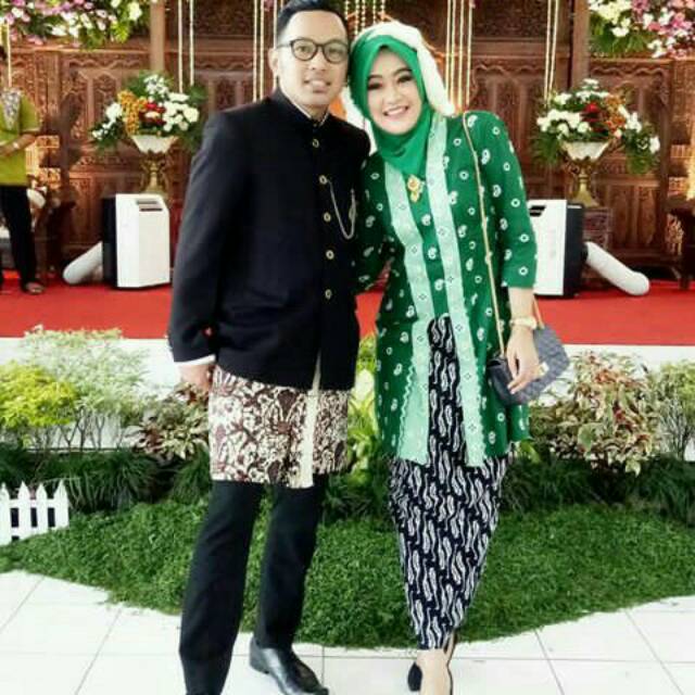 Beskap set sunda hitam plus kebaya jumputan