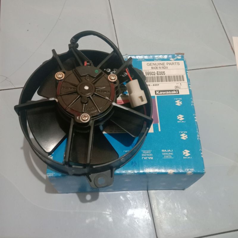 kipas fan assy radiator bajaj Pulsar ns 200 original Kawasaki 59502-E005