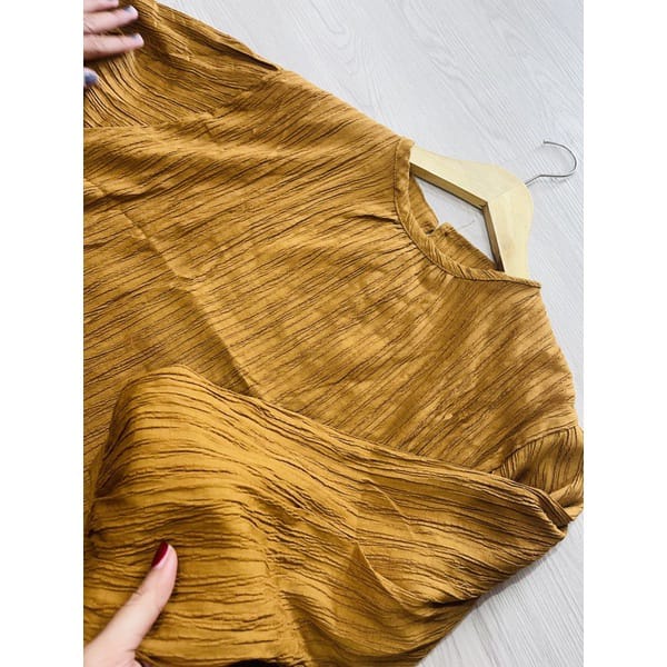 Lady Blouse Crinkle Lidi L XL LD 100 110 Atasan Wanita Lengan Panjang Oversize OOTD Remaja Dewasa 2022