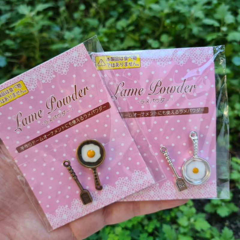 Miniatur Charm Pan / teflon skala 1:12 for dollhouse / charm (warna random)