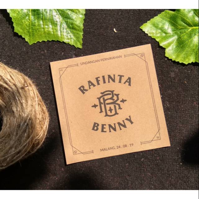 Undangan pernikahan rustic square vintage kotak lipat 3