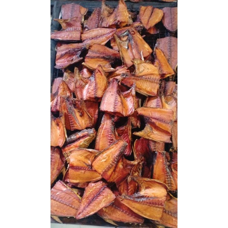 

Cakalang fufu/Cakalang asap 0,5kg bersih tanpa kepala dan bambu