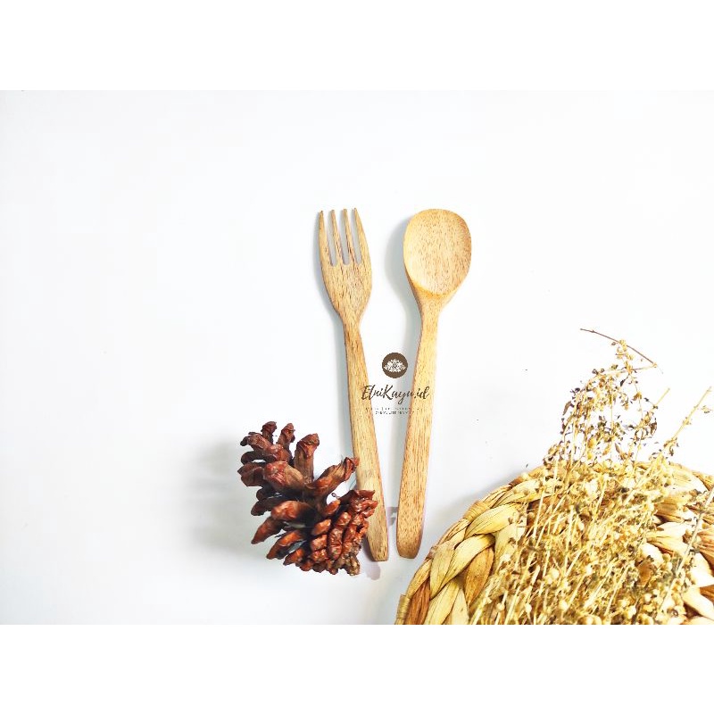 

Alat Makan Kayu/Sendok Kayu/Garpu Kayu/Sumpit Kayu/Sedotan Stainless/Sedotan Bambu/Zerowaste Product