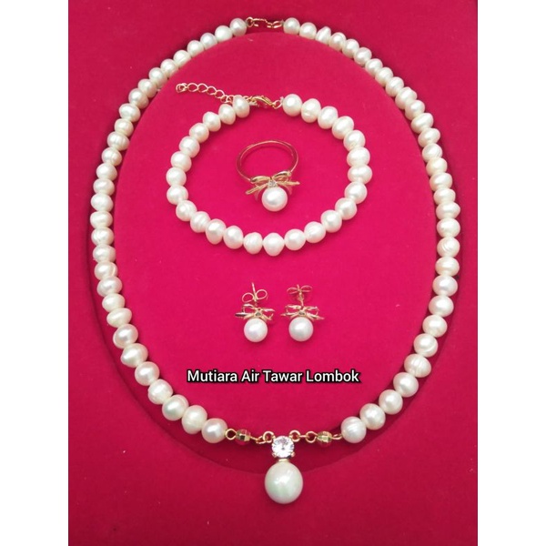 SE6 BERSERTIFIKAT SET PERHIASAN MUTIARA AIR TAWAR LOMBOK KALUNG FULL MUTIARA PUTIH ANTING TUSUK CINC